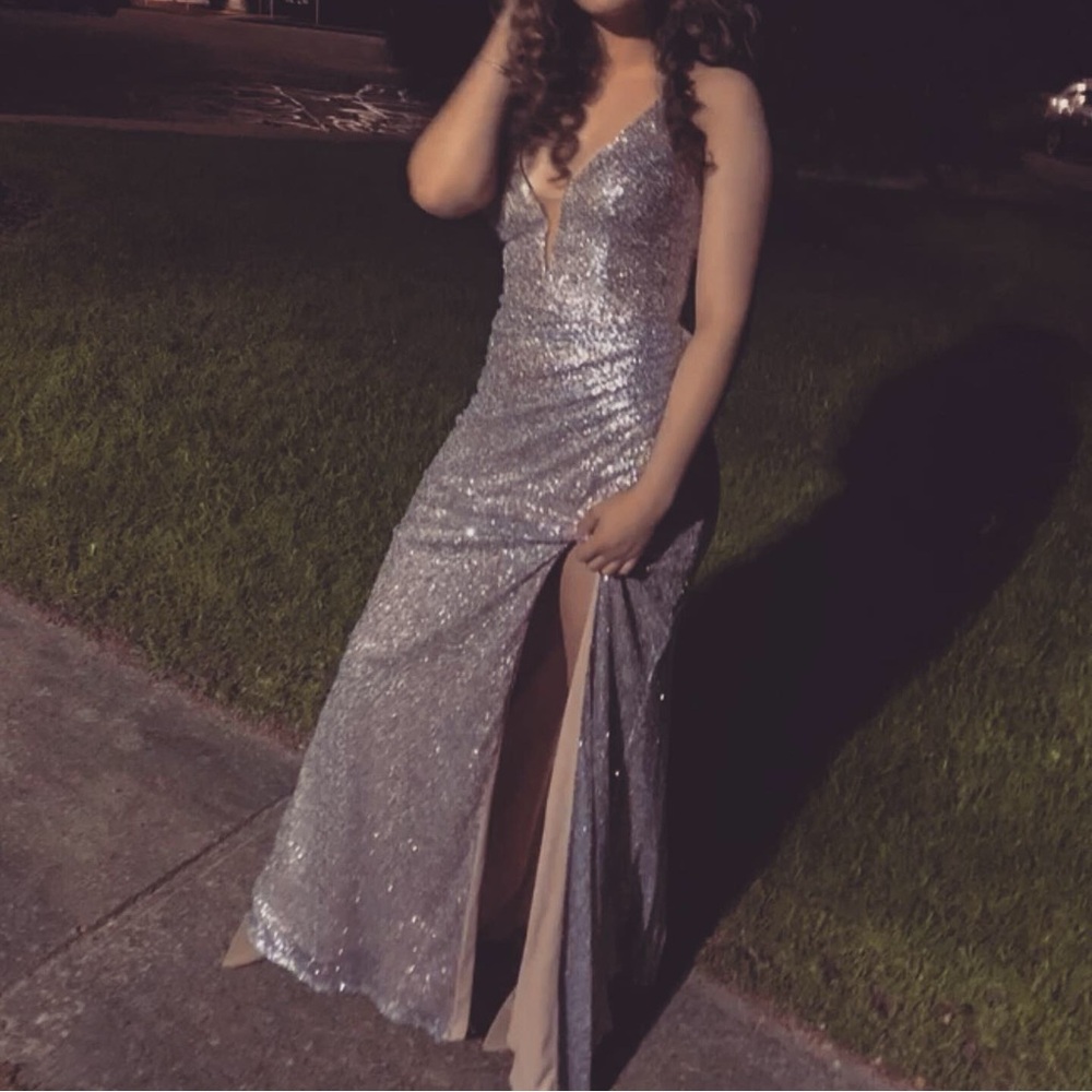 Prom dress ALYCE PARIS
STYLE #60304